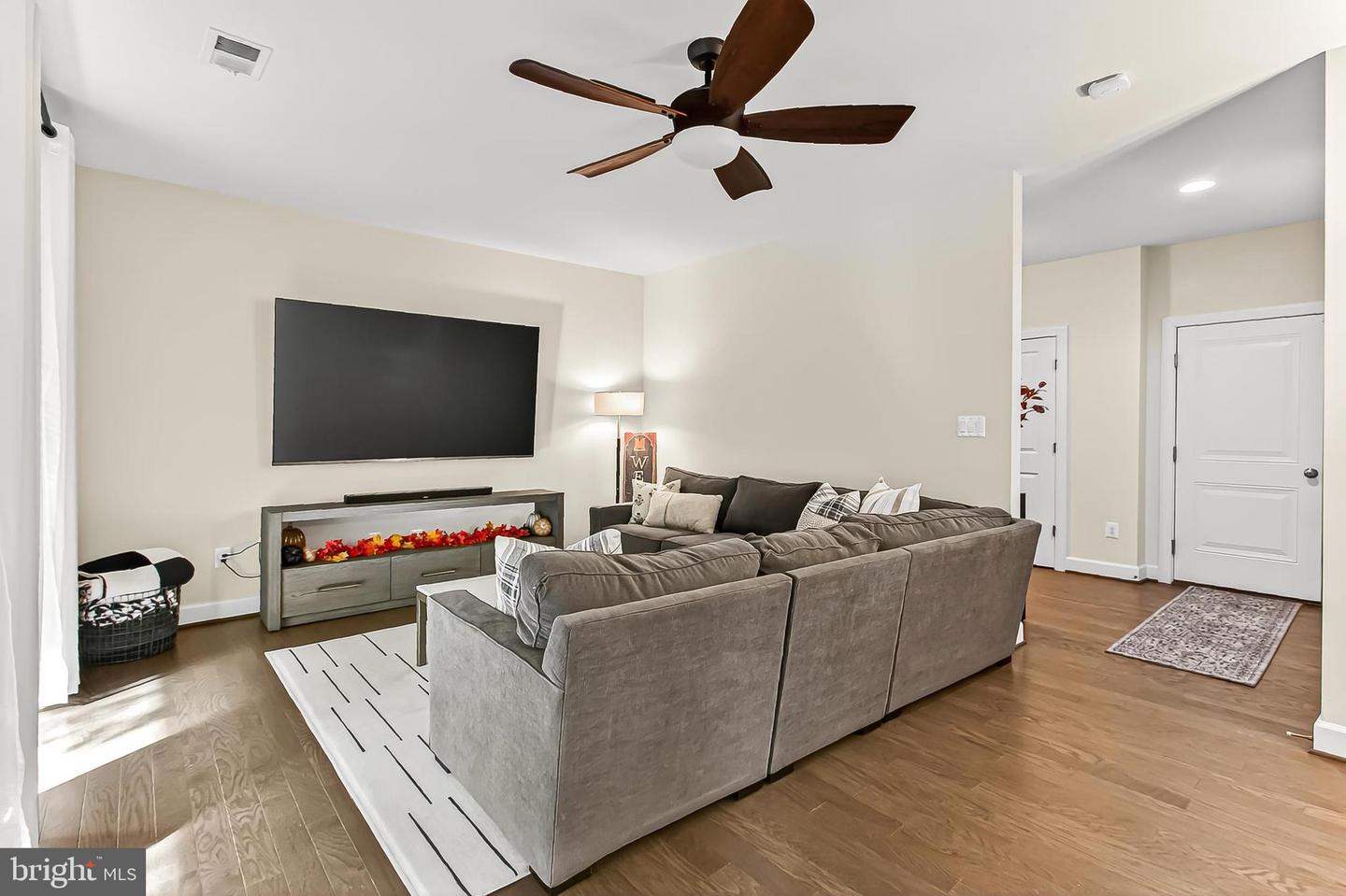 42283 ASHMEAD TER, BRAMBLETON, Virginia 20148, 3 Bedrooms Bedrooms, ,3 BathroomsBathrooms,Residential,For sale,42283 ASHMEAD TER,VALO2109180 MLS # VALO2109180