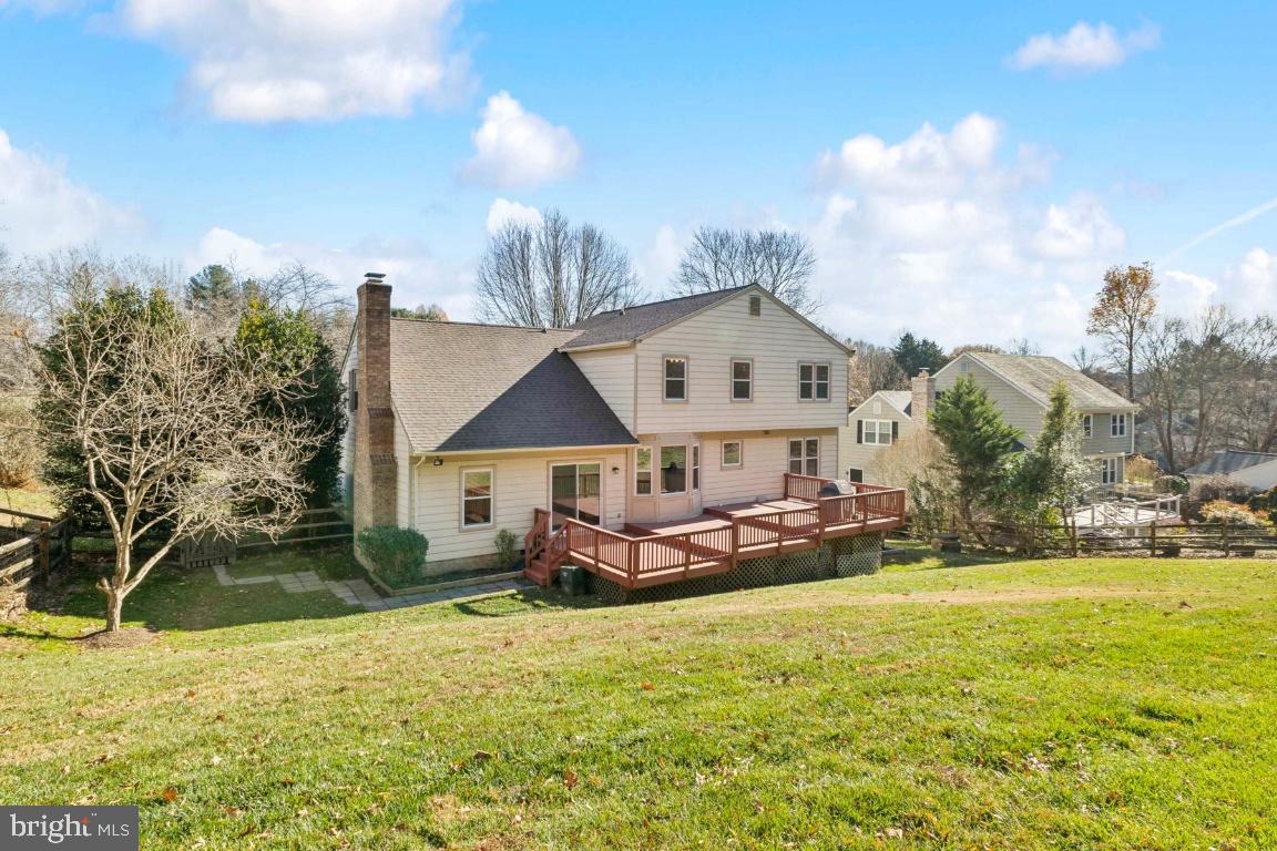 2724 BERRYLAND DR, OAKTON, Virginia 22124, 4 Bedrooms Bedrooms, 13 Rooms Rooms,4 BathroomsBathrooms,Residential,For sale,2724 BERRYLAND DR,VAFX2276184 MLS # VAFX2276184