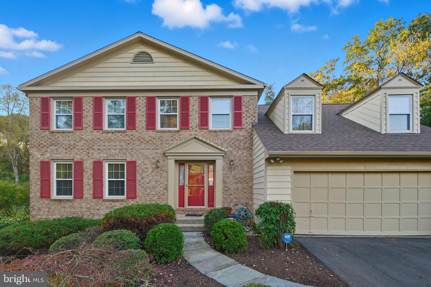 2724 BERRYLAND DR, OAKTON, Virginia 22124, 4 Bedrooms Bedrooms, 13 Rooms Rooms,4 BathroomsBathrooms,Residential,For sale,2724 BERRYLAND DR,VAFX2276184 MLS # VAFX2276184