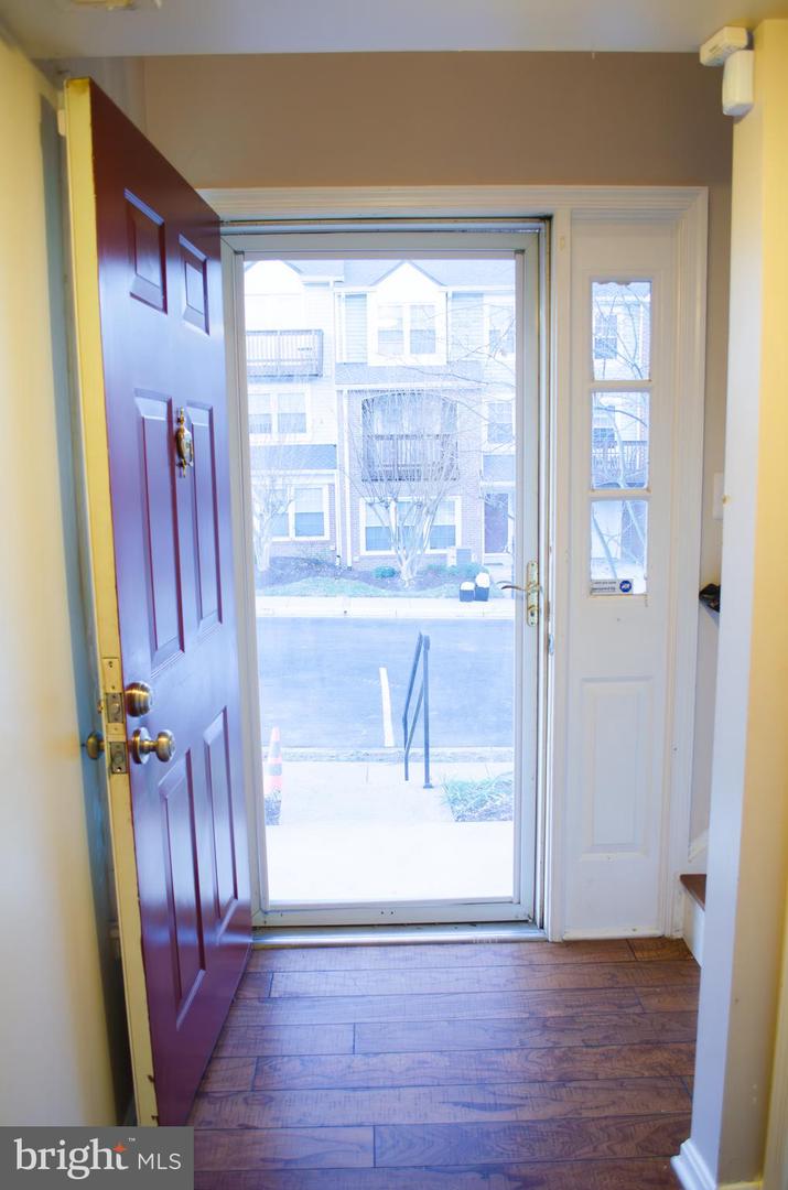 12551 KEMPSTON LN, WOODBRIDGE, Virginia 22192, 3 Bedrooms Bedrooms, ,2 BathroomsBathrooms,Residential,For sale,12551 KEMPSTON LN,VAPW2107296 MLS # VAPW2107296