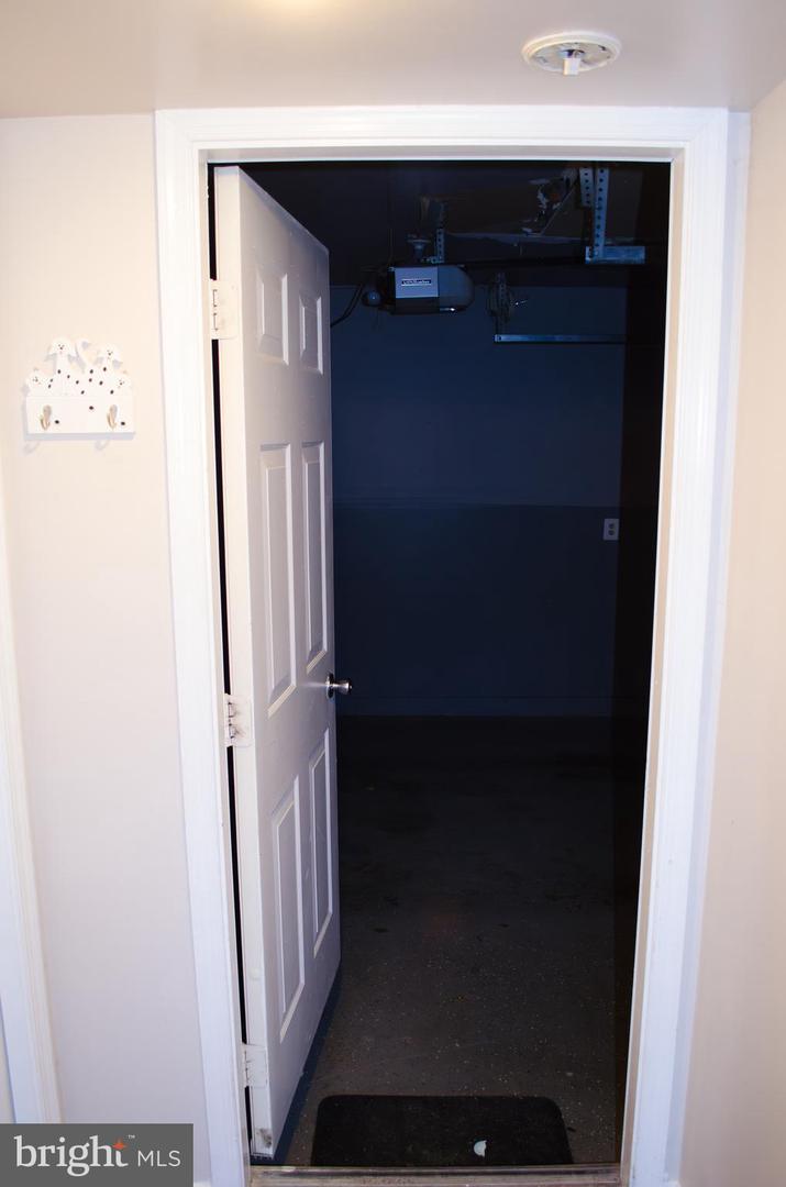 12551 KEMPSTON LN, WOODBRIDGE, Virginia 22192, 3 Bedrooms Bedrooms, ,2 BathroomsBathrooms,Residential,For sale,12551 KEMPSTON LN,VAPW2107296 MLS # VAPW2107296