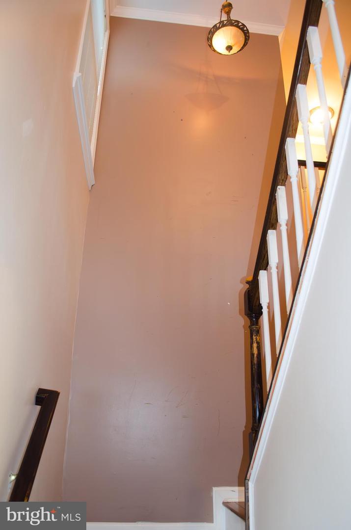 12551 KEMPSTON LN, WOODBRIDGE, Virginia 22192, 3 Bedrooms Bedrooms, ,2 BathroomsBathrooms,Residential,For sale,12551 KEMPSTON LN,VAPW2107296 MLS # VAPW2107296