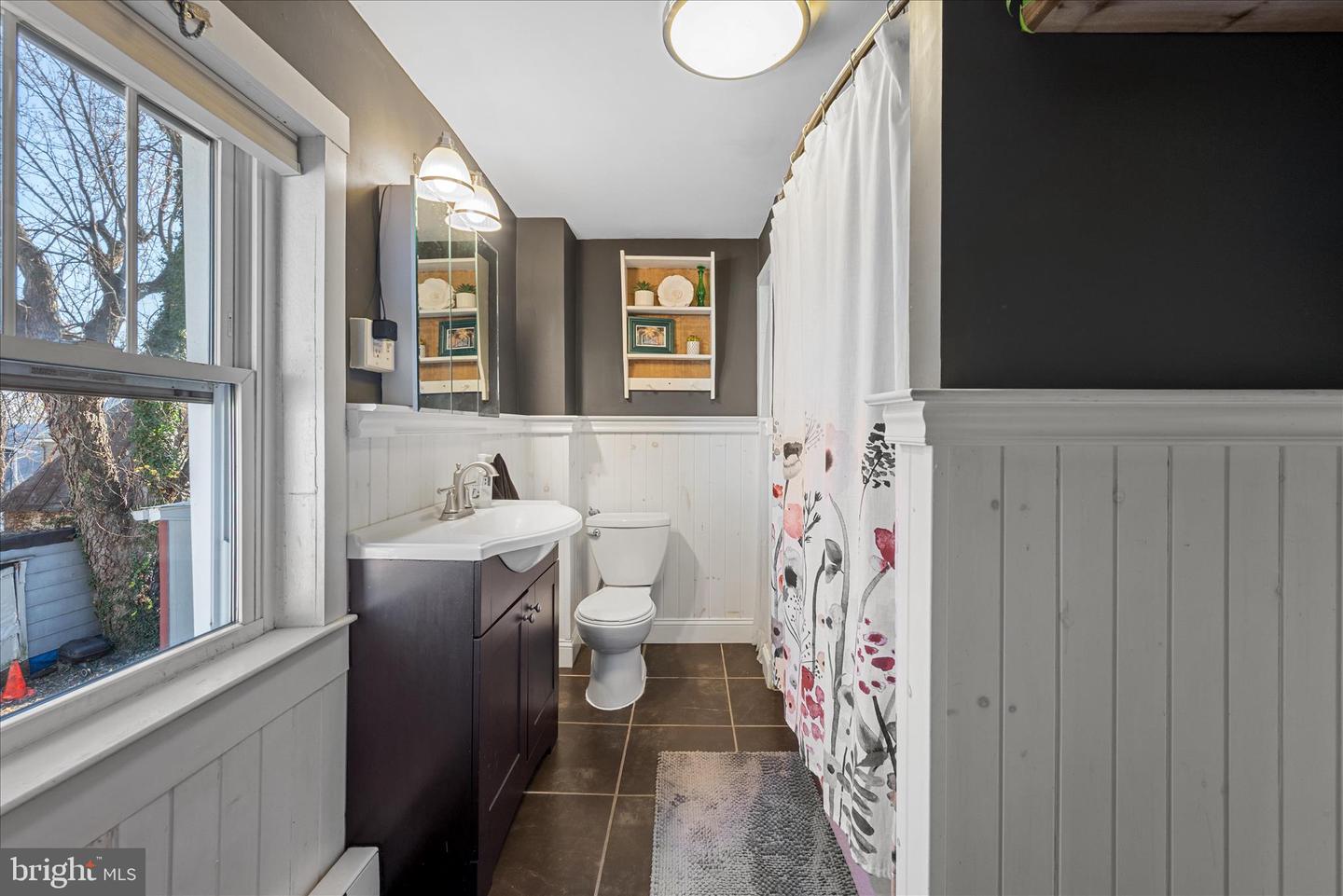 414 S CAMERON ST, WINCHESTER, Virginia 22601, 3 Bedrooms Bedrooms, 9 Rooms Rooms,2 BathroomsBathrooms,Residential,For sale,414 S CAMERON ST,VAWI2009506 MLS # VAWI2009506