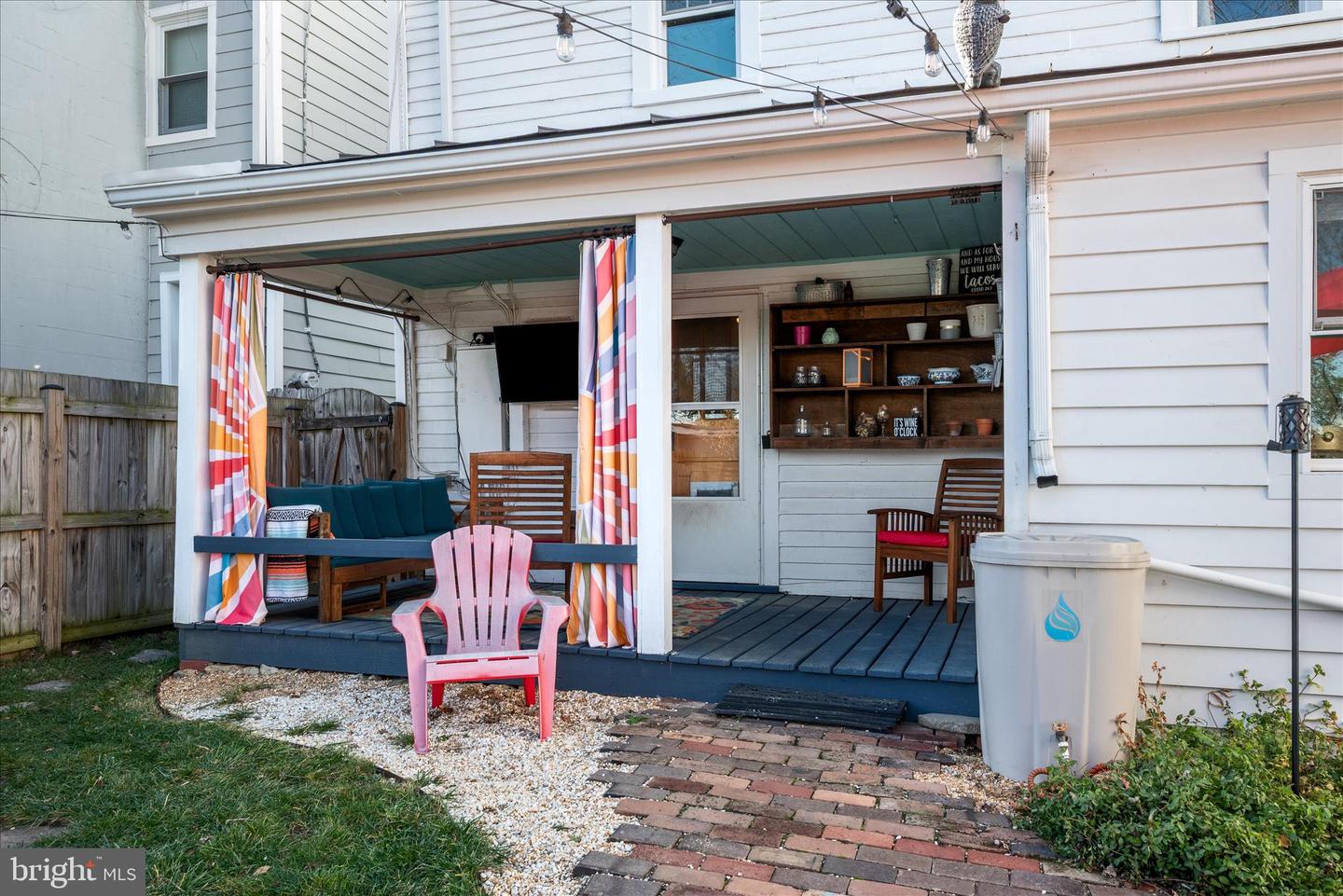 414 S CAMERON ST, WINCHESTER, Virginia 22601, 3 Bedrooms Bedrooms, 9 Rooms Rooms,2 BathroomsBathrooms,Residential,For sale,414 S CAMERON ST,VAWI2009506 MLS # VAWI2009506