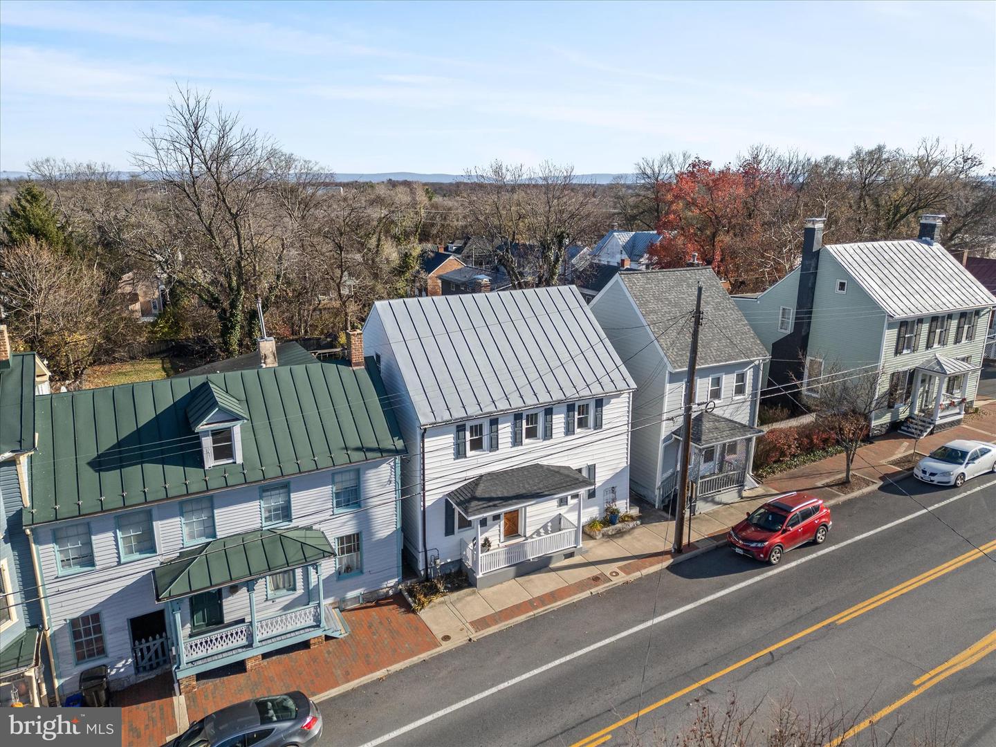 414 S CAMERON ST, WINCHESTER, Virginia 22601, 3 Bedrooms Bedrooms, 9 Rooms Rooms,2 BathroomsBathrooms,Residential,For sale,414 S CAMERON ST,VAWI2009506 MLS # VAWI2009506