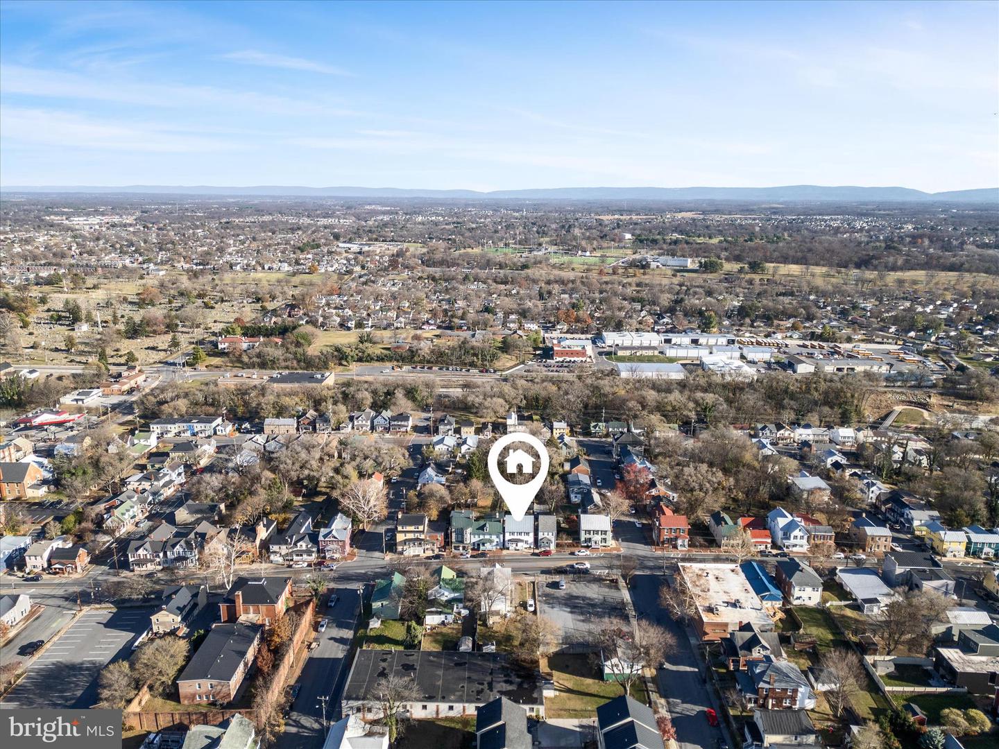 414 S CAMERON ST, WINCHESTER, Virginia 22601, 3 Bedrooms Bedrooms, 9 Rooms Rooms,2 BathroomsBathrooms,Residential,For sale,414 S CAMERON ST,VAWI2009506 MLS # VAWI2009506