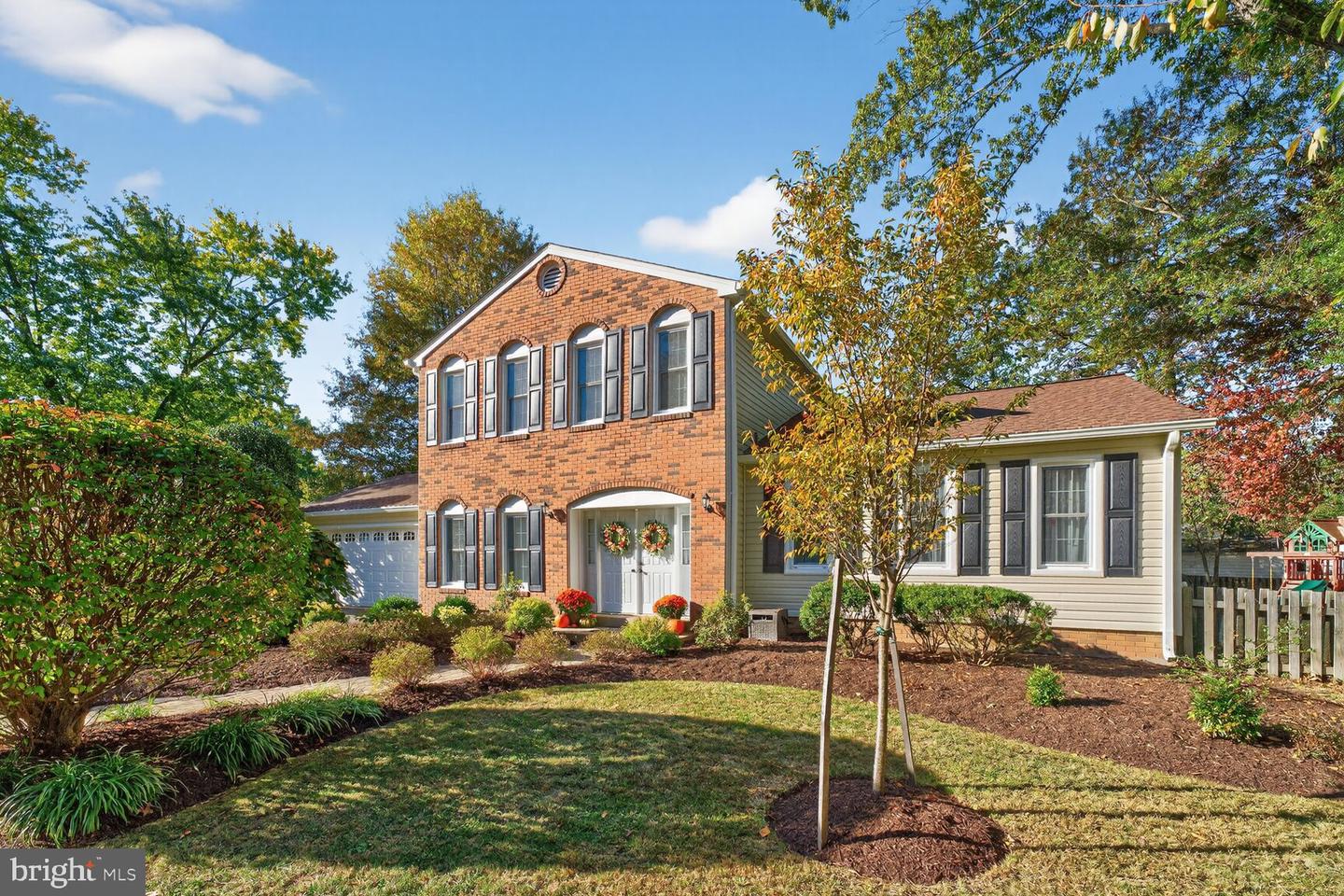 8110 NORTHUMBERLAND RD, SPRINGFIELD, Virginia 22153, 5 Bedrooms Bedrooms, ,3 BathroomsBathrooms,Residential,For sale,8110 NORTHUMBERLAND RD,VAFX2280076 MLS # VAFX2280076