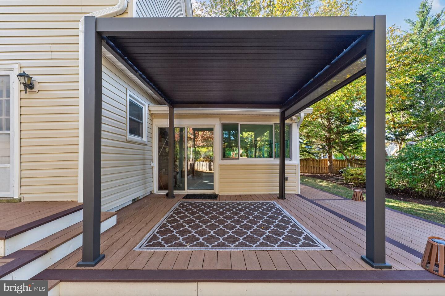 8110 NORTHUMBERLAND RD, SPRINGFIELD, Virginia 22153, 5 Bedrooms Bedrooms, ,3 BathroomsBathrooms,Residential,For sale,8110 NORTHUMBERLAND RD,VAFX2280076 MLS # VAFX2280076