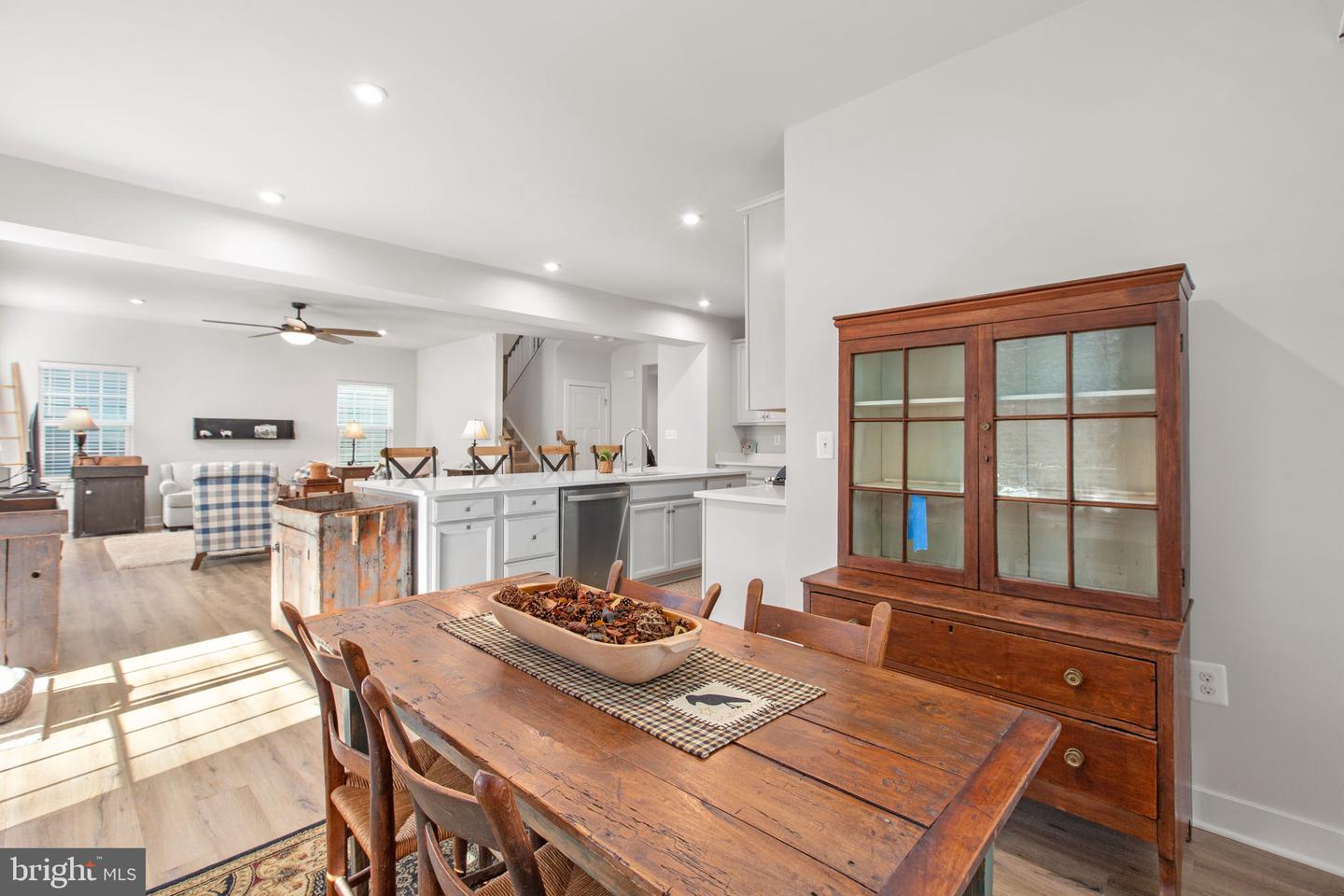 1112 CITY VIEW LN, FREDERICKSBURG, Virginia 22401, 4 Bedrooms Bedrooms, ,3 BathroomsBathrooms,Residential,For sale,1112 CITY VIEW LN,VAFB2009336 MLS # VAFB2009336