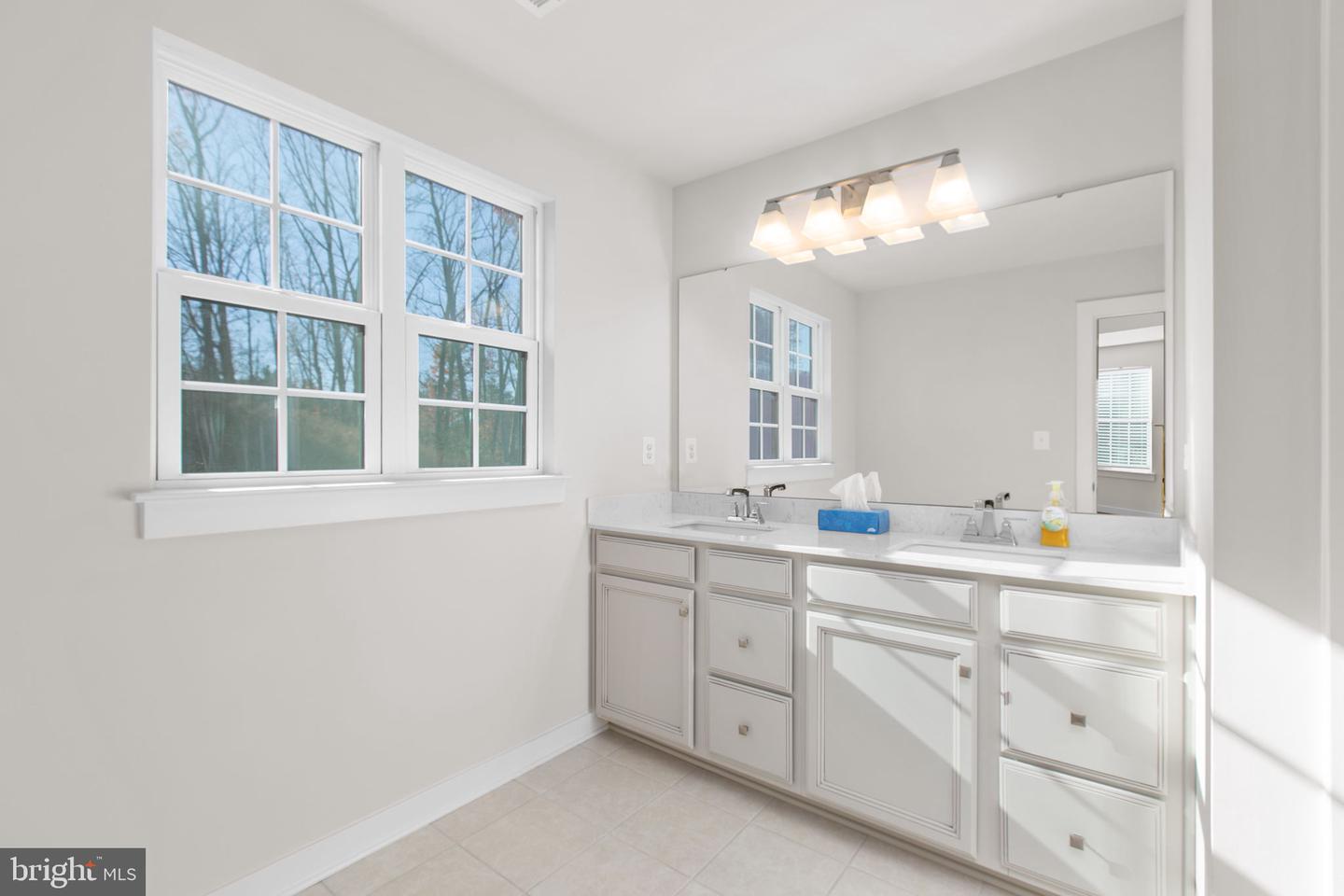 1112 CITY VIEW LN, FREDERICKSBURG, Virginia 22401, 4 Bedrooms Bedrooms, ,3 BathroomsBathrooms,Residential,For sale,1112 CITY VIEW LN,VAFB2009336 MLS # VAFB2009336