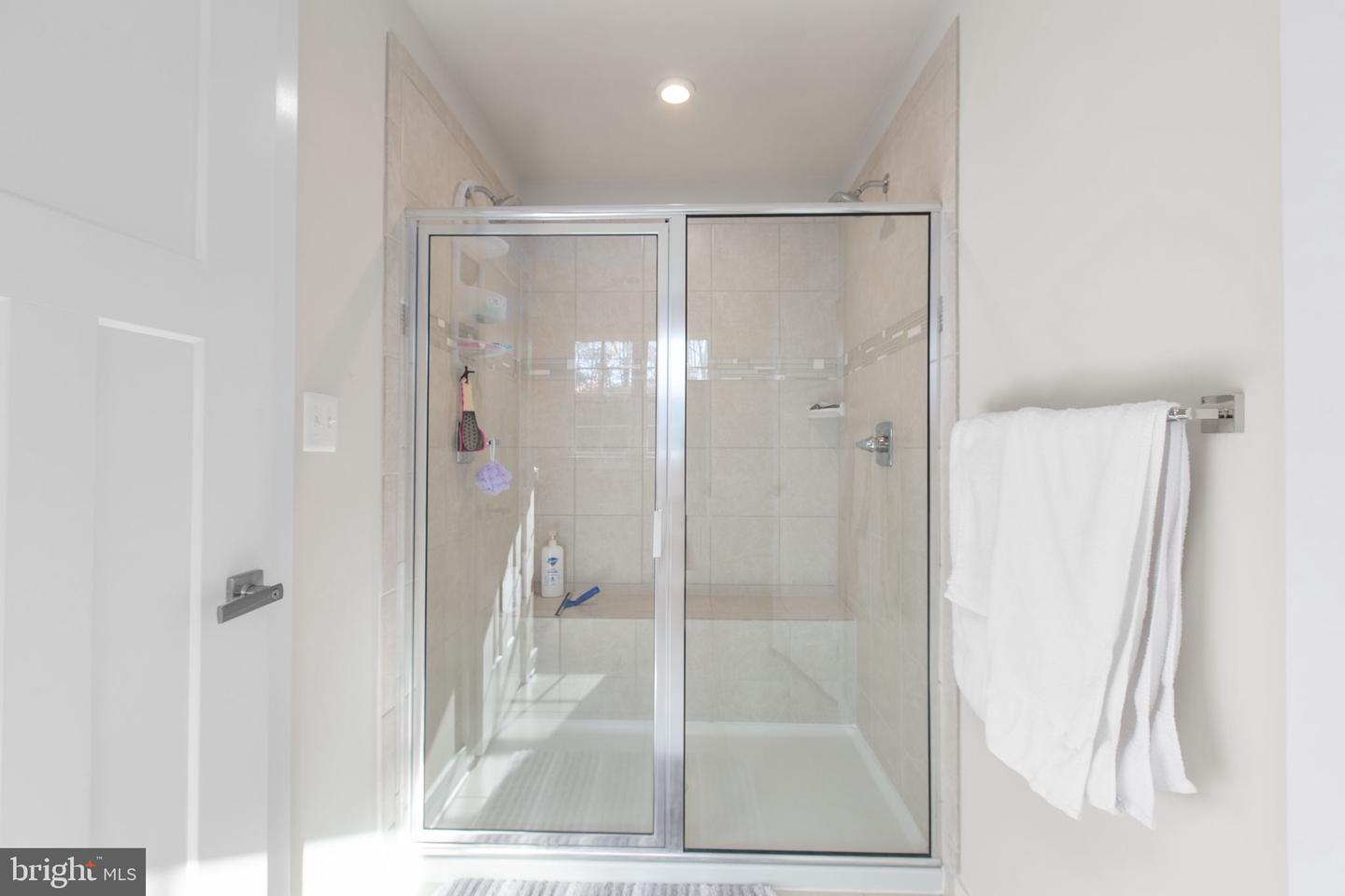 1112 CITY VIEW LN, FREDERICKSBURG, Virginia 22401, 4 Bedrooms Bedrooms, ,3 BathroomsBathrooms,Residential,For sale,1112 CITY VIEW LN,VAFB2009336 MLS # VAFB2009336