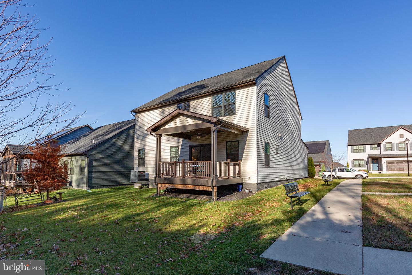 1112 CITY VIEW LN, FREDERICKSBURG, Virginia 22401, 4 Bedrooms Bedrooms, ,3 BathroomsBathrooms,Residential,For sale,1112 CITY VIEW LN,VAFB2009336 MLS # VAFB2009336