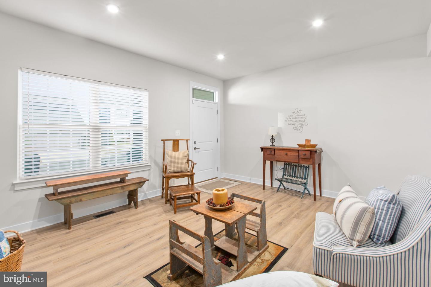 1112 CITY VIEW LN, FREDERICKSBURG, Virginia 22401, 4 Bedrooms Bedrooms, ,3 BathroomsBathrooms,Residential,For sale,1112 CITY VIEW LN,VAFB2009336 MLS # VAFB2009336