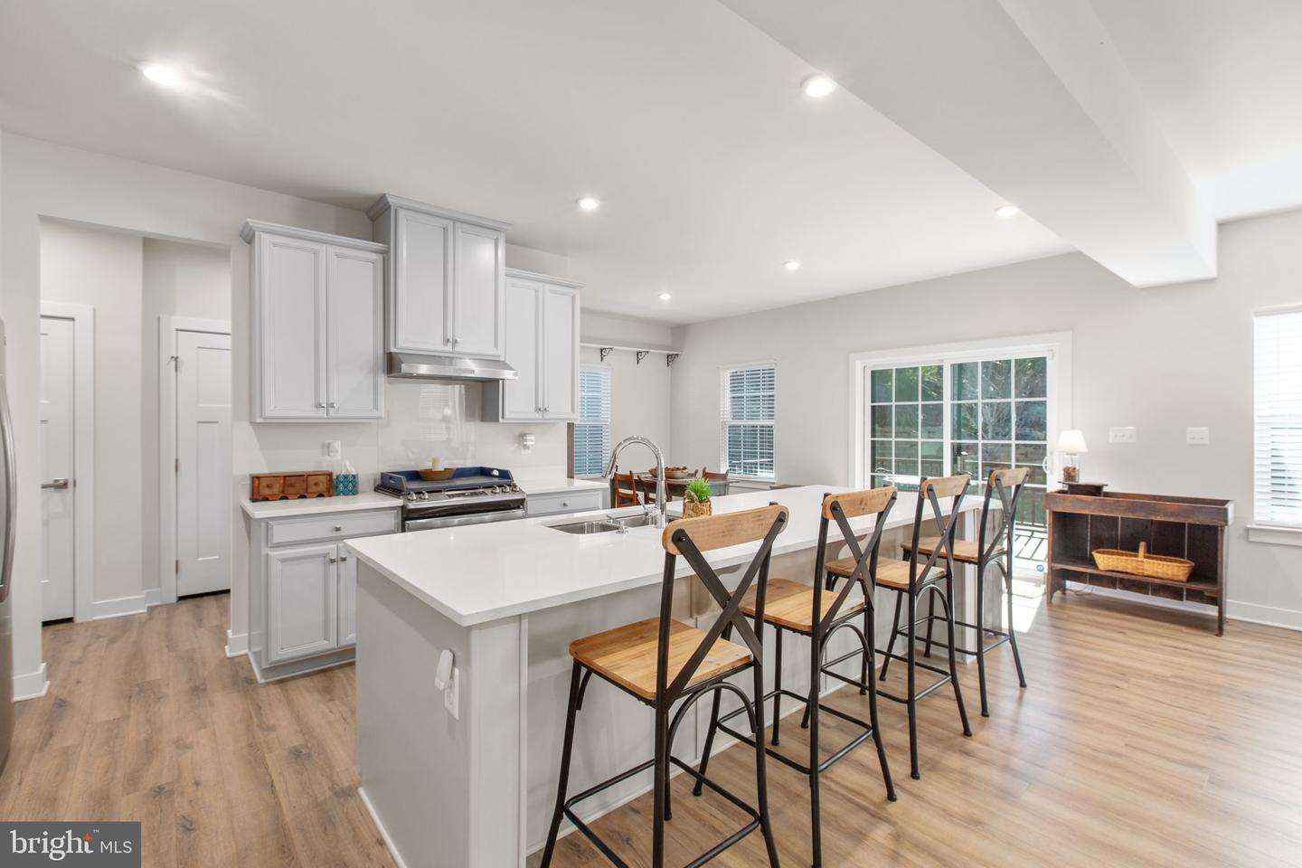 1112 CITY VIEW LN, FREDERICKSBURG, Virginia 22401, 4 Bedrooms Bedrooms, ,3 BathroomsBathrooms,Residential,For sale,1112 CITY VIEW LN,VAFB2009336 MLS # VAFB2009336