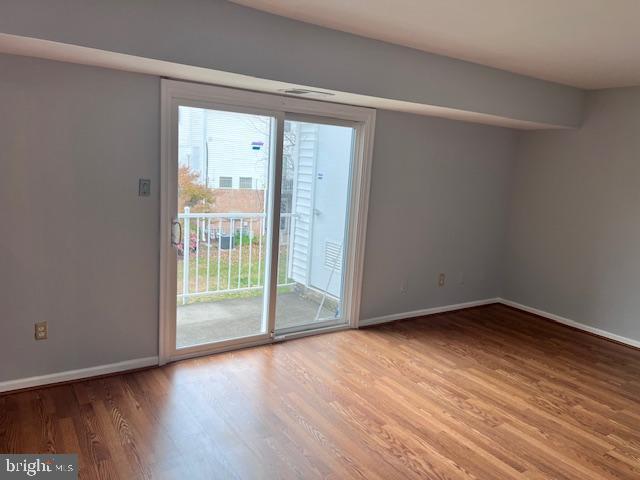 14472 RUSTLING LEAVES LN #26B, CENTREVILLE, Virginia 20121, 3 Bedrooms Bedrooms, ,1 BathroomBathrooms,Residential,For sale,14472 RUSTLING LEAVES LN #26B,VAFX2280558 MLS # VAFX2280558