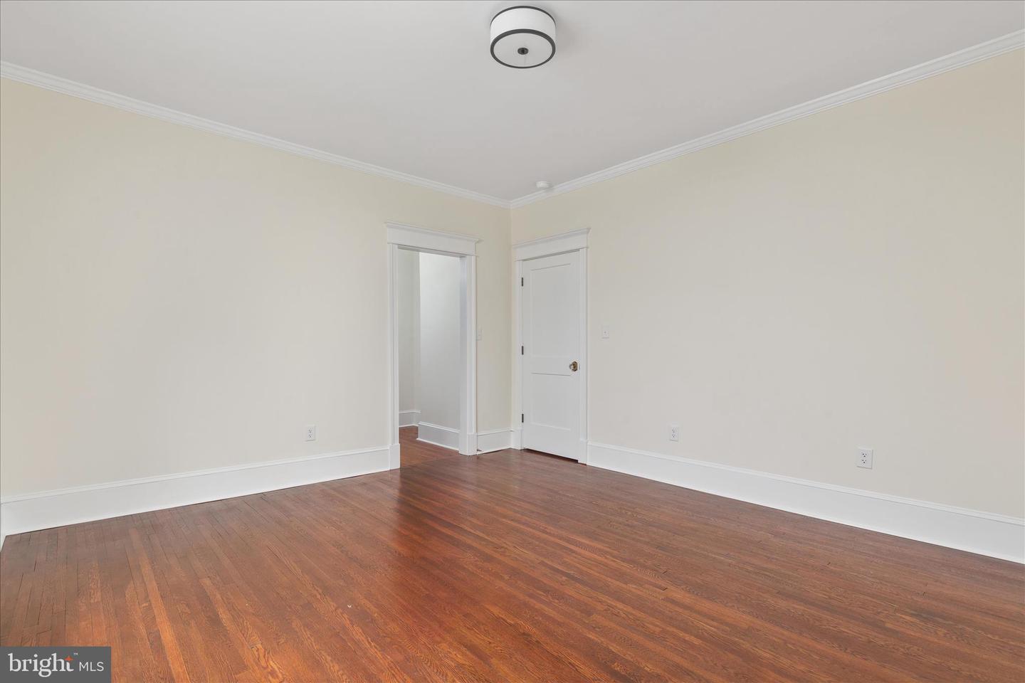 422 N MAIN ST, WOODSTOCK, Virginia 22664, 5 Bedrooms Bedrooms, ,3 BathroomsBathrooms,Residential,For sale,422 N MAIN ST,VASH2013124 MLS # VASH2013124