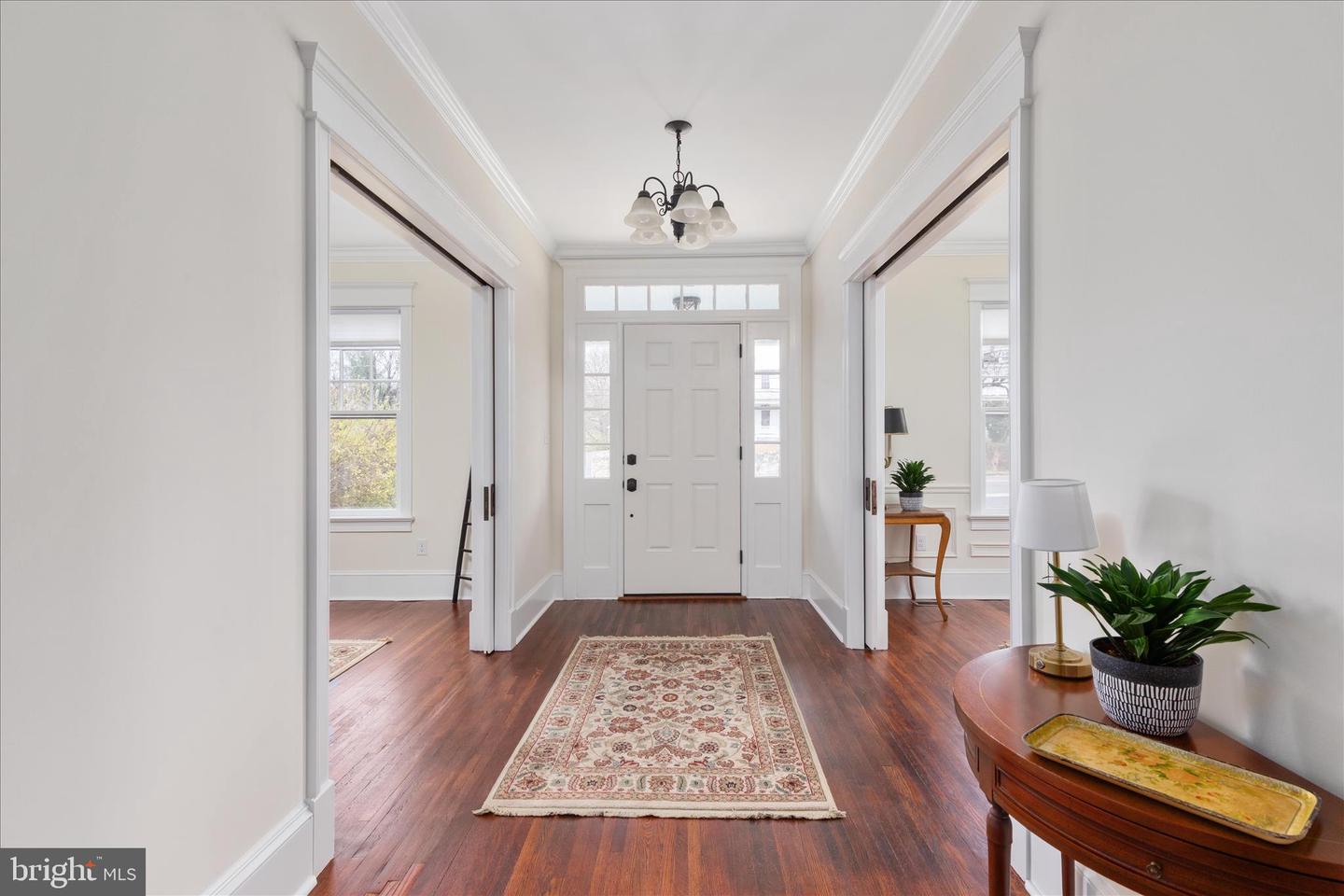 422 N MAIN ST, WOODSTOCK, Virginia 22664, 5 Bedrooms Bedrooms, ,3 BathroomsBathrooms,Residential,For sale,422 N MAIN ST,VASH2013124 MLS # VASH2013124