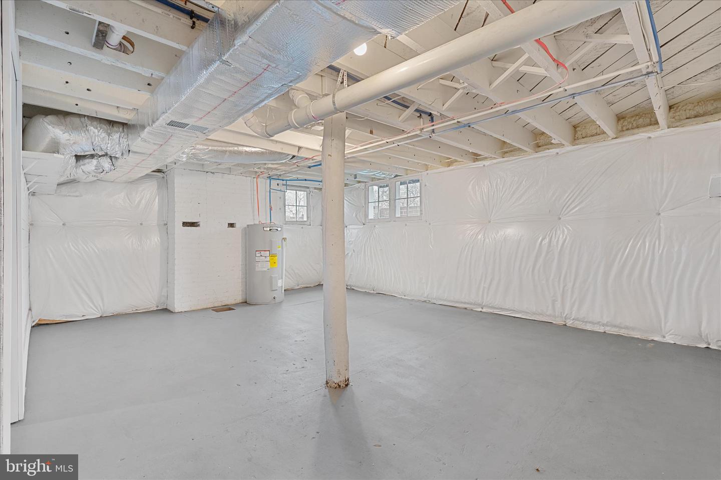 422 N MAIN ST, WOODSTOCK, Virginia 22664, 5 Bedrooms Bedrooms, ,3 BathroomsBathrooms,Residential,For sale,422 N MAIN ST,VASH2013124 MLS # VASH2013124