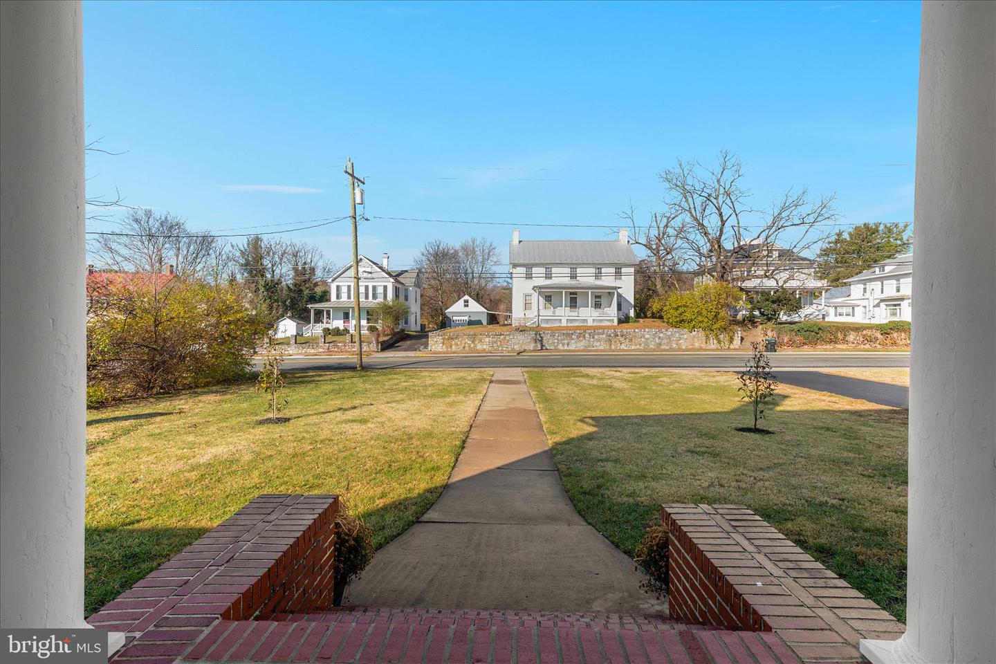 422 N MAIN ST, WOODSTOCK, Virginia 22664, 5 Bedrooms Bedrooms, ,3 BathroomsBathrooms,Residential,For sale,422 N MAIN ST,VASH2013124 MLS # VASH2013124