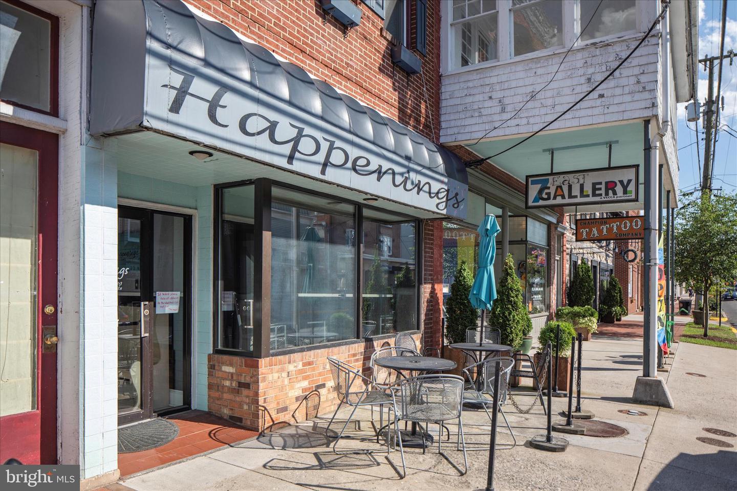 422 N MAIN ST, WOODSTOCK, Virginia 22664, 5 Bedrooms Bedrooms, ,3 BathroomsBathrooms,Residential,For sale,422 N MAIN ST,VASH2013124 MLS # VASH2013124