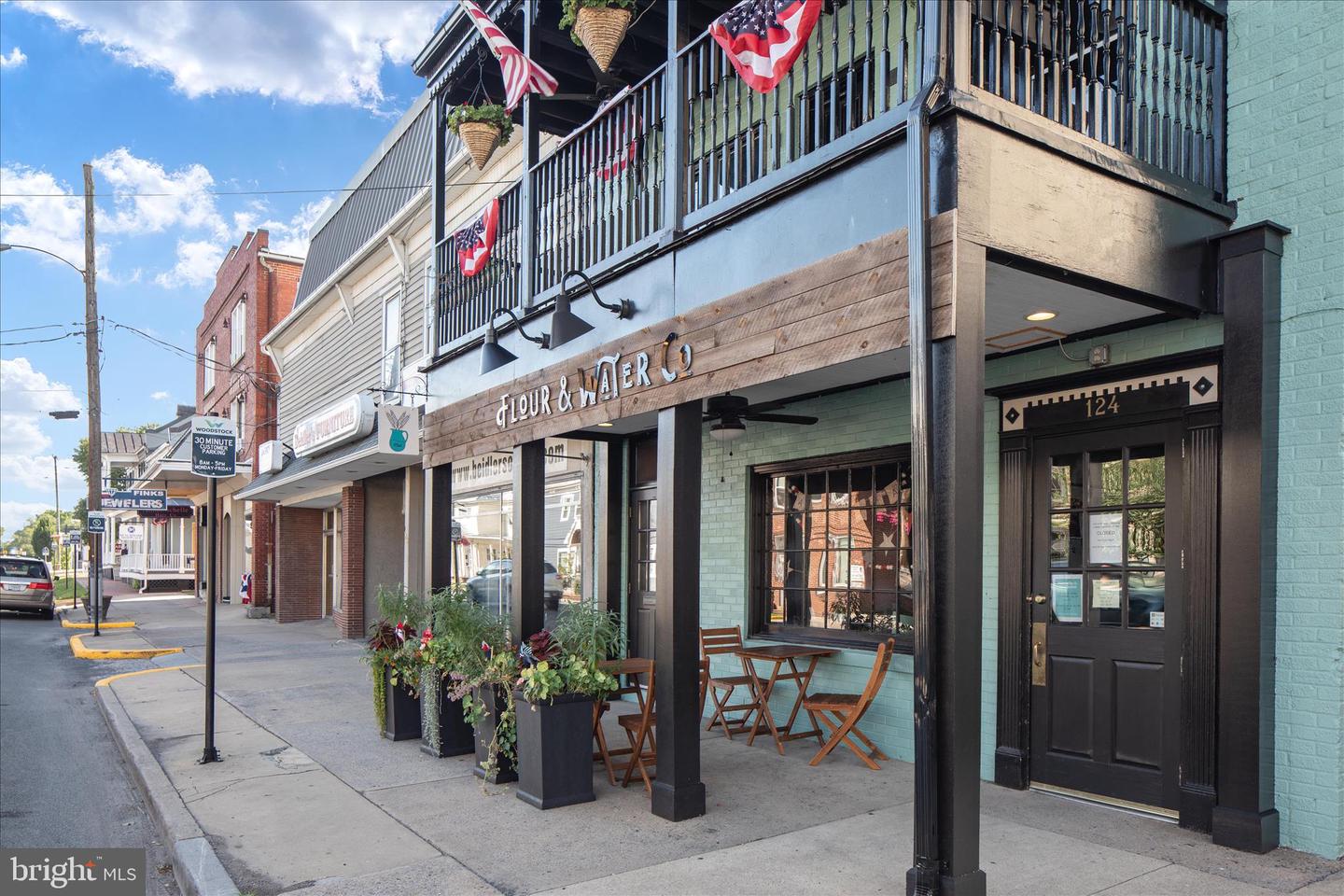 422 N MAIN ST, WOODSTOCK, Virginia 22664, 5 Bedrooms Bedrooms, ,3 BathroomsBathrooms,Residential,For sale,422 N MAIN ST,VASH2013124 MLS # VASH2013124