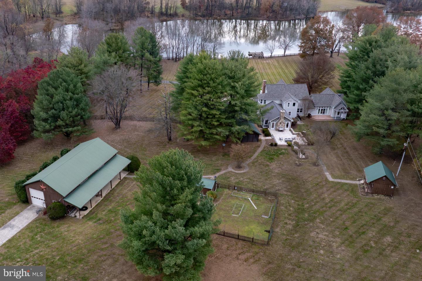 37896 LEGARD FARM RD, HILLSBORO, Virginia 20132, 4 Bedrooms Bedrooms, ,3 BathroomsBathrooms,Residential,For sale,37896 LEGARD FARM RD,VALO2099300 MLS # VALO2099300