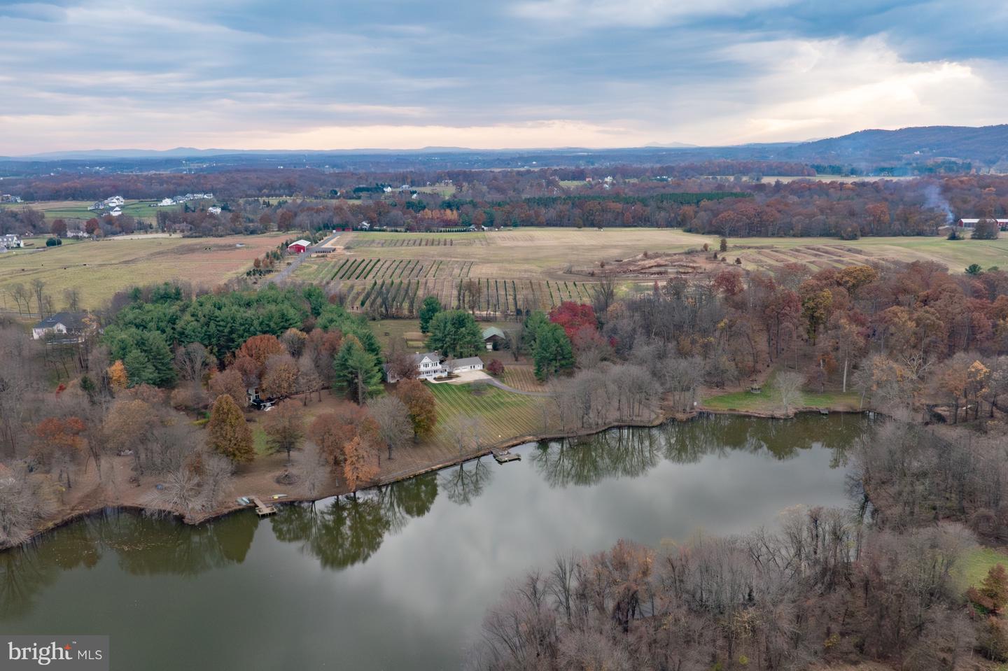 37896 LEGARD FARM RD, HILLSBORO, Virginia 20132, 4 Bedrooms Bedrooms, ,3 BathroomsBathrooms,Residential,For sale,37896 LEGARD FARM RD,VALO2099300 MLS # VALO2099300