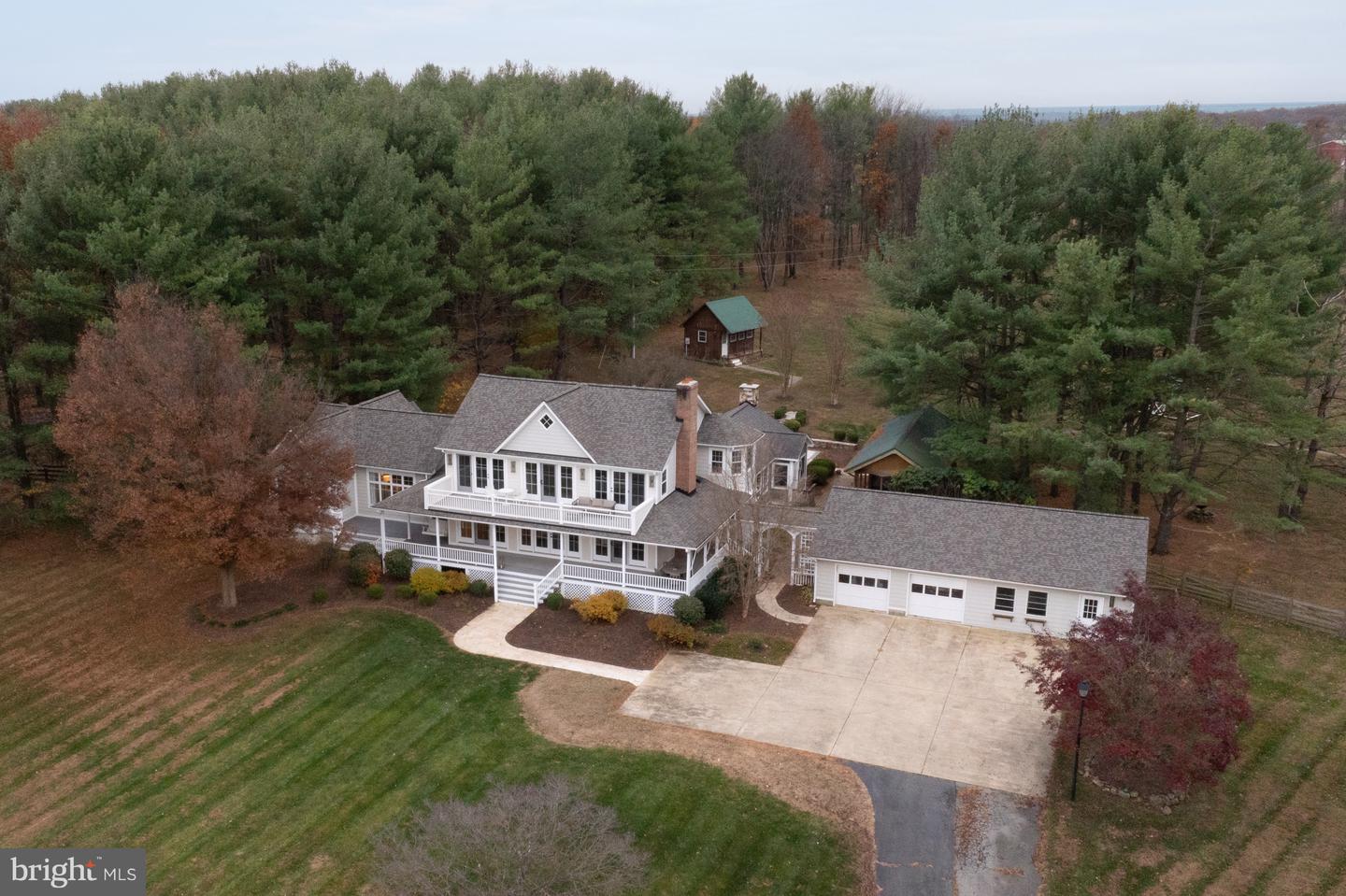 37896 LEGARD FARM RD, HILLSBORO, Virginia 20132, 4 Bedrooms Bedrooms, ,3 BathroomsBathrooms,Residential,For sale,37896 LEGARD FARM RD,VALO2099300 MLS # VALO2099300