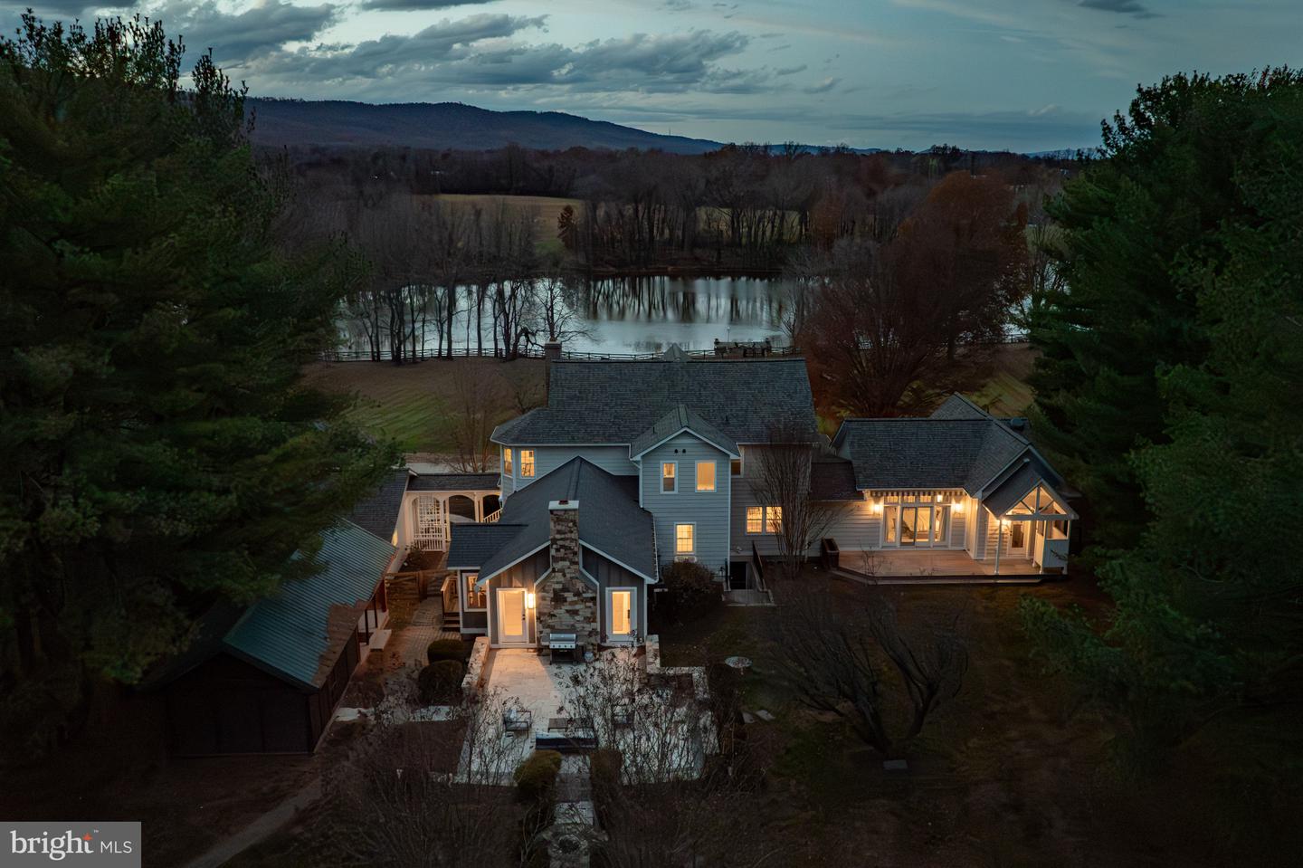 37896 LEGARD FARM RD, HILLSBORO, Virginia 20132, 4 Bedrooms Bedrooms, ,3 BathroomsBathrooms,Residential,For sale,37896 LEGARD FARM RD,VALO2099300 MLS # VALO2099300