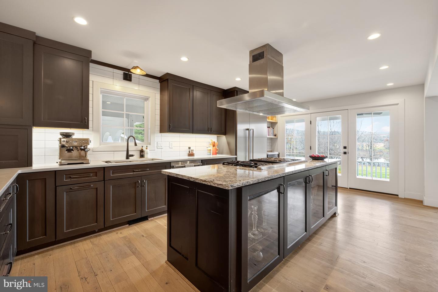 37896 LEGARD FARM RD, HILLSBORO, Virginia 20132, 4 Bedrooms Bedrooms, ,3 BathroomsBathrooms,Residential,For sale,37896 LEGARD FARM RD,VALO2099300 MLS # VALO2099300