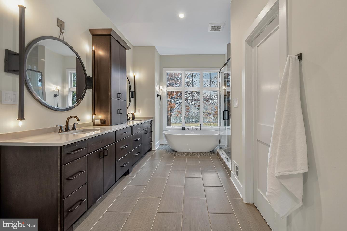 37896 LEGARD FARM RD, HILLSBORO, Virginia 20132, 4 Bedrooms Bedrooms, ,3 BathroomsBathrooms,Residential,For sale,37896 LEGARD FARM RD,VALO2099300 MLS # VALO2099300