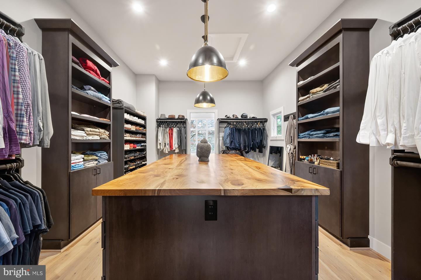 37896 LEGARD FARM RD, HILLSBORO, Virginia 20132, 4 Bedrooms Bedrooms, ,3 BathroomsBathrooms,Residential,For sale,37896 LEGARD FARM RD,VALO2099300 MLS # VALO2099300