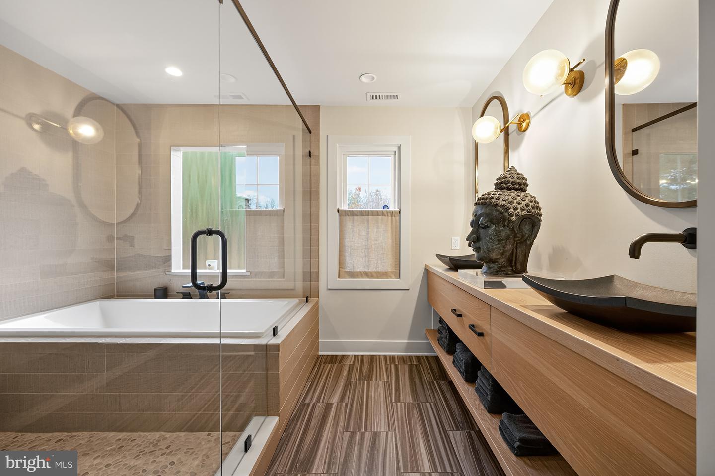 37896 LEGARD FARM RD, HILLSBORO, Virginia 20132, 4 Bedrooms Bedrooms, ,3 BathroomsBathrooms,Residential,For sale,37896 LEGARD FARM RD,VALO2099300 MLS # VALO2099300