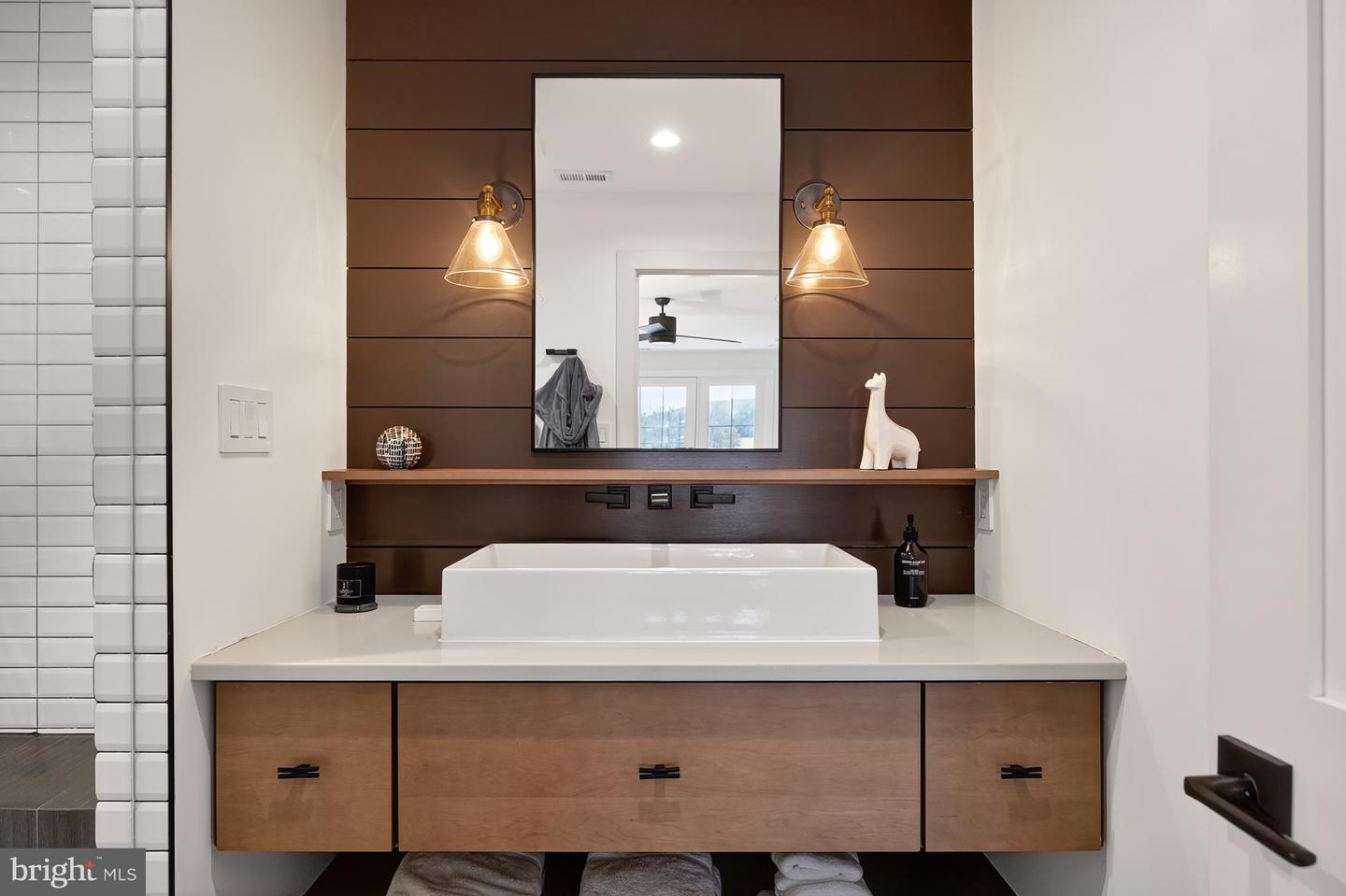 37896 LEGARD FARM RD, HILLSBORO, Virginia 20132, 4 Bedrooms Bedrooms, ,3 BathroomsBathrooms,Residential,For sale,37896 LEGARD FARM RD,VALO2099300 MLS # VALO2099300