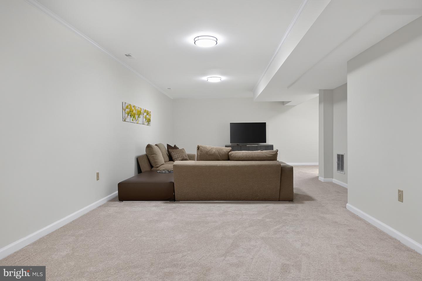 37896 LEGARD FARM RD, HILLSBORO, Virginia 20132, 4 Bedrooms Bedrooms, ,3 BathroomsBathrooms,Residential,For sale,37896 LEGARD FARM RD,VALO2099300 MLS # VALO2099300