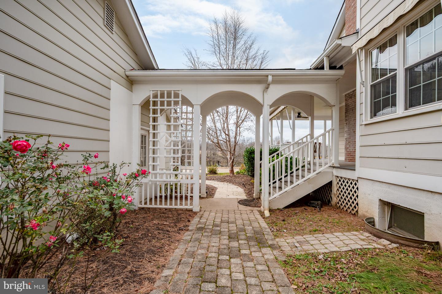 37896 LEGARD FARM RD, HILLSBORO, Virginia 20132, 4 Bedrooms Bedrooms, ,3 BathroomsBathrooms,Residential,For sale,37896 LEGARD FARM RD,VALO2099300 MLS # VALO2099300