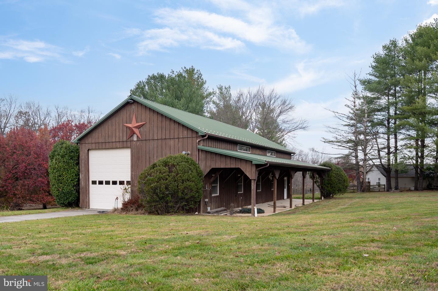 37896 LEGARD FARM RD, HILLSBORO, Virginia 20132, 4 Bedrooms Bedrooms, ,3 BathroomsBathrooms,Residential,For sale,37896 LEGARD FARM RD,VALO2099300 MLS # VALO2099300