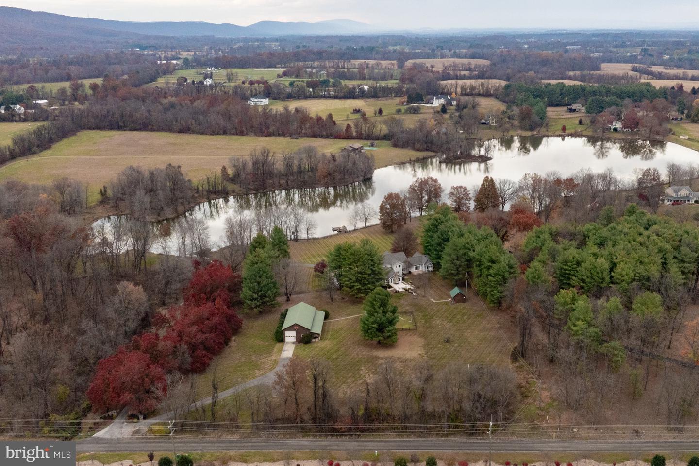 37896 LEGARD FARM RD, HILLSBORO, Virginia 20132, 4 Bedrooms Bedrooms, ,3 BathroomsBathrooms,Residential,For sale,37896 LEGARD FARM RD,VALO2099300 MLS # VALO2099300