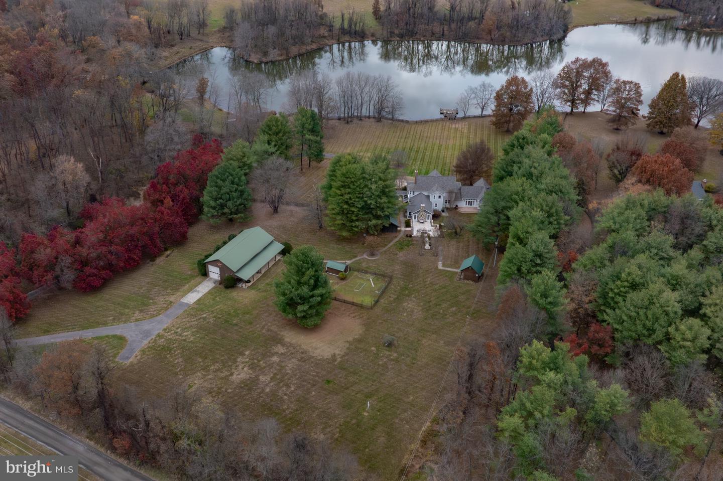 37896 LEGARD FARM RD, HILLSBORO, Virginia 20132, 4 Bedrooms Bedrooms, ,3 BathroomsBathrooms,Residential,For sale,37896 LEGARD FARM RD,VALO2099300 MLS # VALO2099300