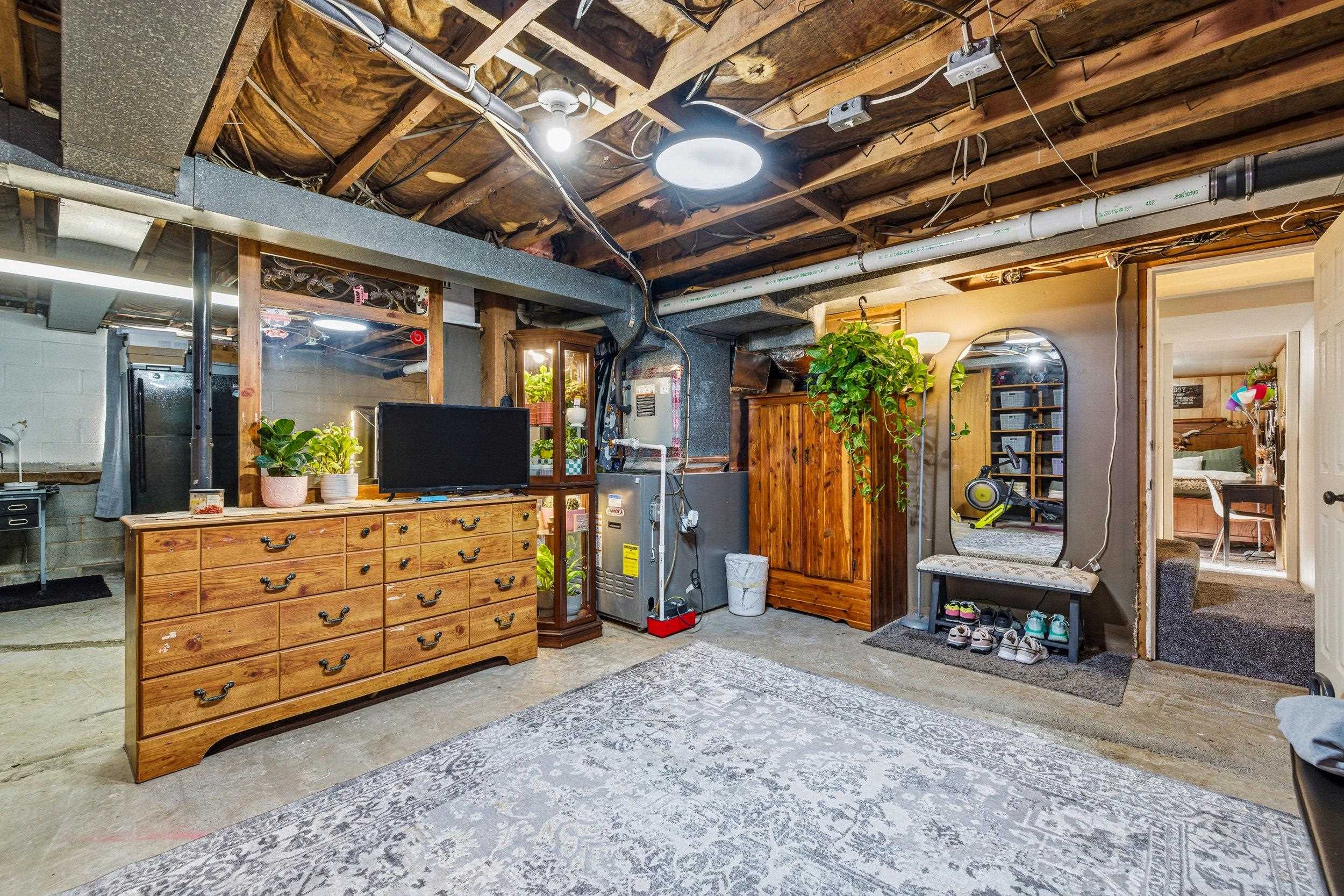 248 SKYVIEW CIR, VERONA, Virginia 24482, 3 Bedrooms Bedrooms, ,1 BathroomBathrooms,Residential,248 SKYVIEW CIR,671492 MLS # 671492