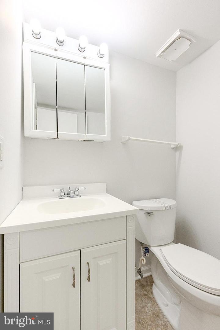 14814 EMBERDALE DR, WOODBRIDGE, Virginia 22193, 3 Bedrooms Bedrooms, ,1 BathroomBathrooms,Residential,For sale,14814 EMBERDALE DR,VAPW2102986 MLS # VAPW2102986