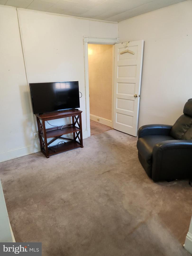 776 LAMONT ST NW, WASHINGTON, District Of Columbia 20010, 2 Bedrooms Bedrooms, ,1 BathroomBathrooms,Residential,For sale,776 LAMONT ST NW,DCDC2225324 MLS # DCDC2225324