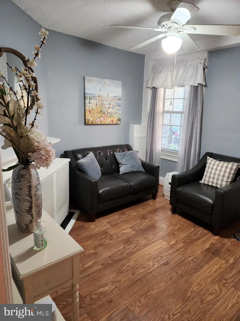 776 LAMONT ST NW, WASHINGTON, District Of Columbia 20010, 2 Bedrooms Bedrooms, ,1 BathroomBathrooms,Residential,For sale,776 LAMONT ST NW,DCDC2225324 MLS # DCDC2225324