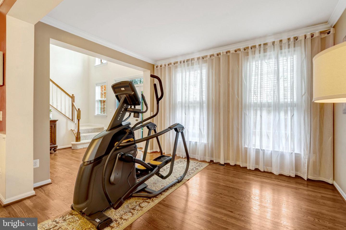 7726 YALTA WAY, GAINESVILLE, Virginia 20155, 4 Bedrooms Bedrooms, ,3 BathroomsBathrooms,Residential,For sale,7726 YALTA WAY,VAPW2106416 MLS # VAPW2106416