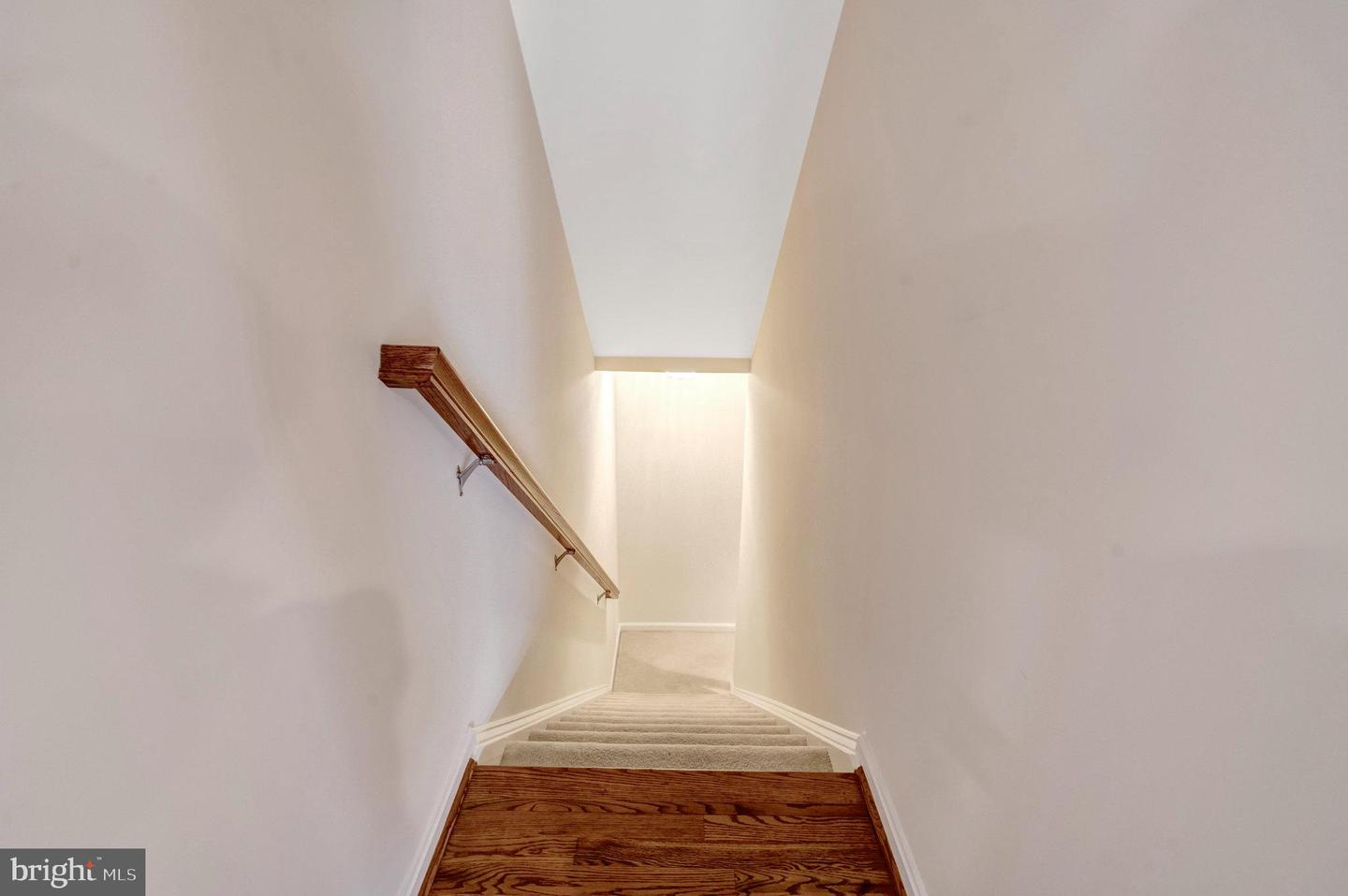 7726 YALTA WAY, GAINESVILLE, Virginia 20155, 4 Bedrooms Bedrooms, ,3 BathroomsBathrooms,Residential,For sale,7726 YALTA WAY,VAPW2106416 MLS # VAPW2106416