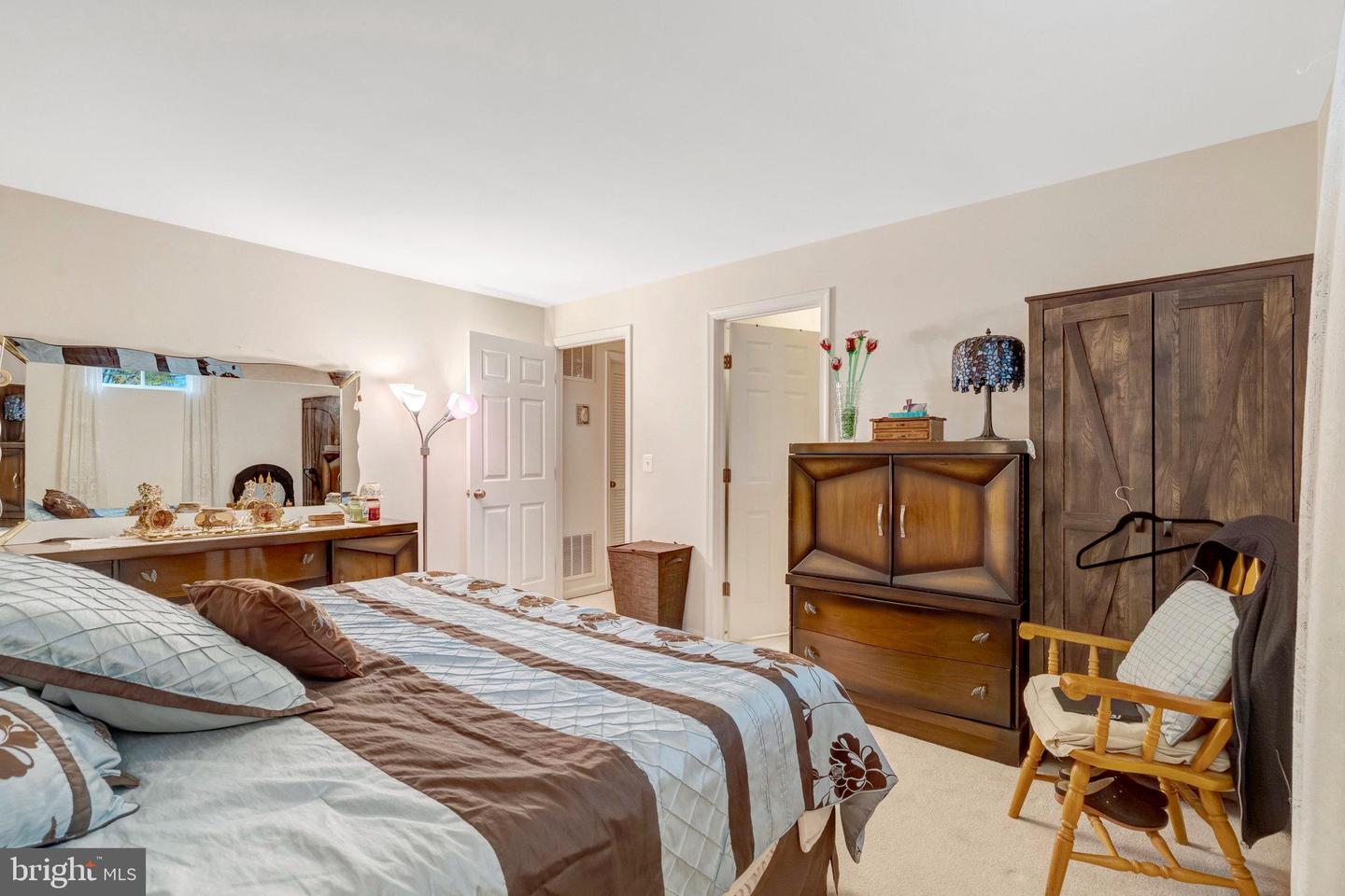 7726 YALTA WAY, GAINESVILLE, Virginia 20155, 4 Bedrooms Bedrooms, ,3 BathroomsBathrooms,Residential,For sale,7726 YALTA WAY,VAPW2106416 MLS # VAPW2106416