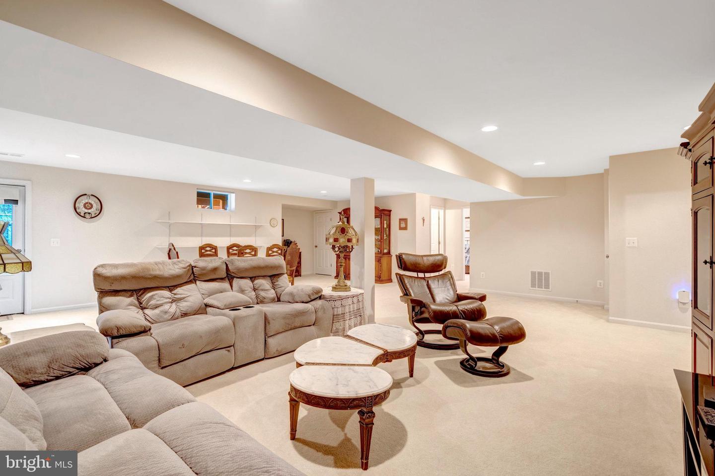 7726 YALTA WAY, GAINESVILLE, Virginia 20155, 4 Bedrooms Bedrooms, ,3 BathroomsBathrooms,Residential,For sale,7726 YALTA WAY,VAPW2106416 MLS # VAPW2106416