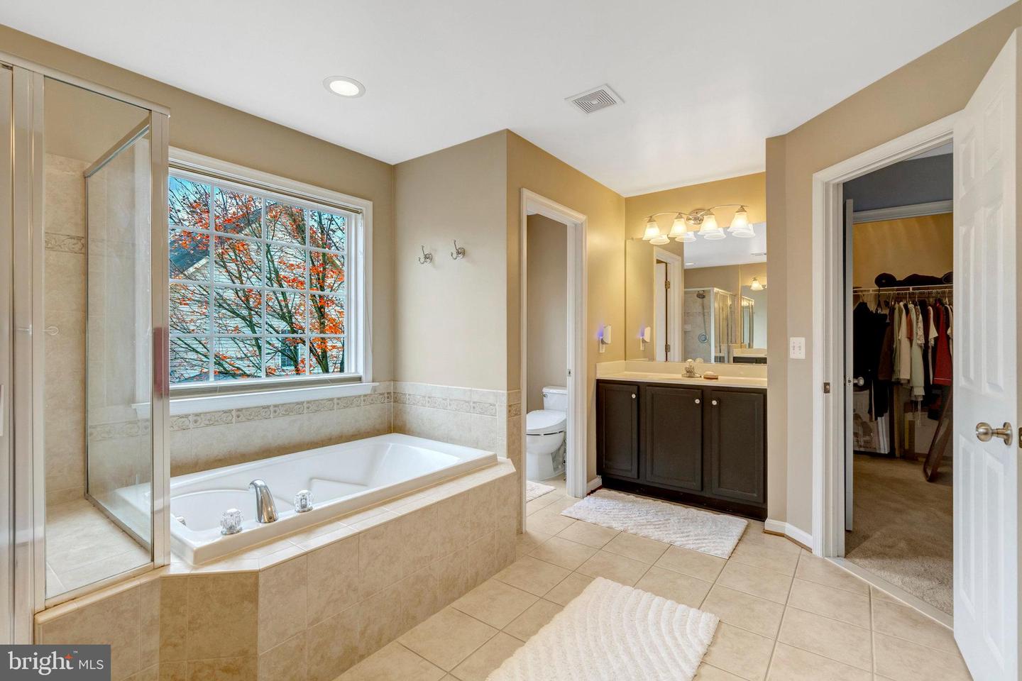 7726 YALTA WAY, GAINESVILLE, Virginia 20155, 4 Bedrooms Bedrooms, ,3 BathroomsBathrooms,Residential,For sale,7726 YALTA WAY,VAPW2106416 MLS # VAPW2106416