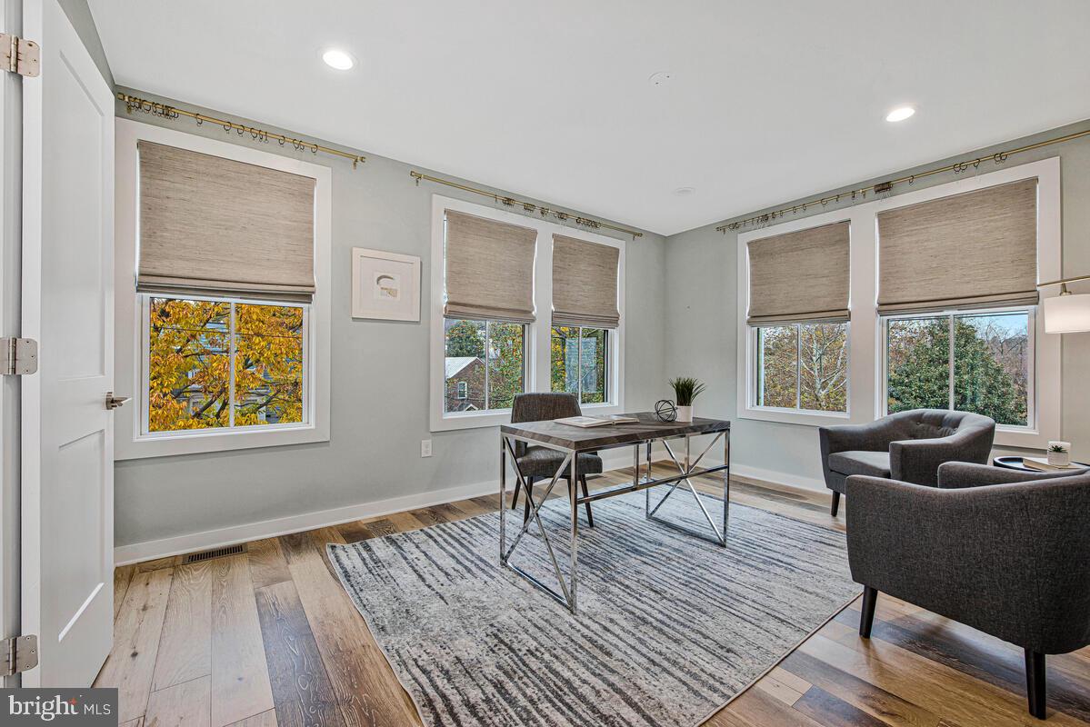 3636 S ST NW, WASHINGTON, District Of Columbia 20007, 6 Bedrooms Bedrooms, 11 Rooms Rooms,4 BathroomsBathrooms,Residential,For sale,3636 S ST NW,DCDC2228138 MLS # DCDC2228138