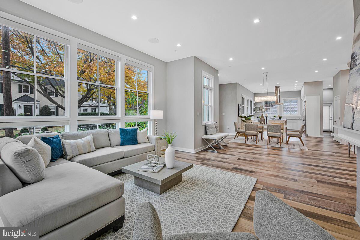 3636 S ST NW, WASHINGTON, District Of Columbia 20007, 6 Bedrooms Bedrooms, 11 Rooms Rooms,4 BathroomsBathrooms,Residential,For sale,3636 S ST NW,DCDC2228138 MLS # DCDC2228138